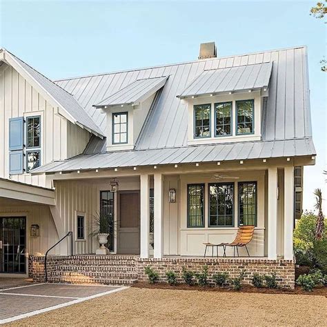 modern farmhouse metal exterior ideas